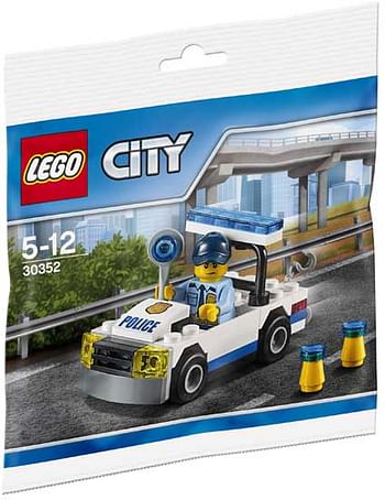 Aanbiedingen Politiewagen - Lego - Geldig van 21/10/2017 tot 10/12/2017 bij ToyChamp